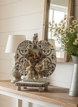 Farm style pumpkins shelf sitter