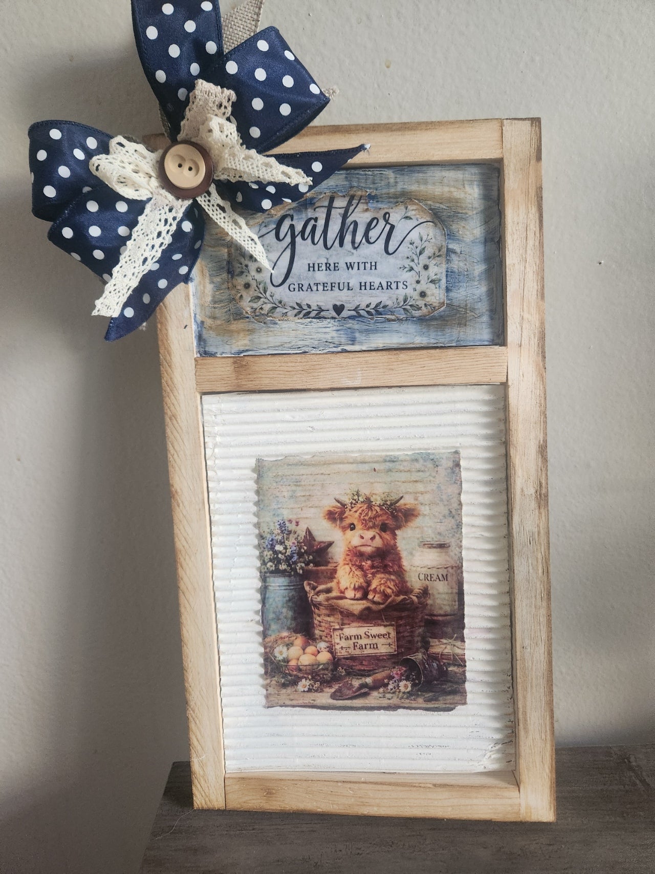 Cute Vintage Faux Washboard