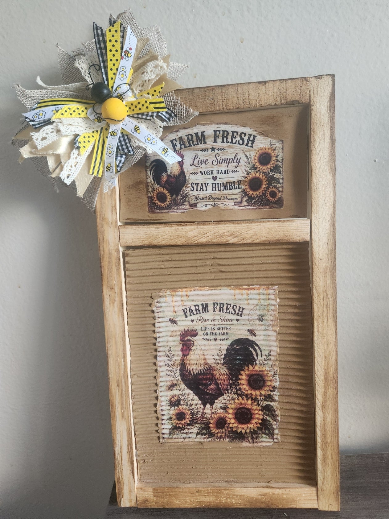Cute Vintage Faux Washboard