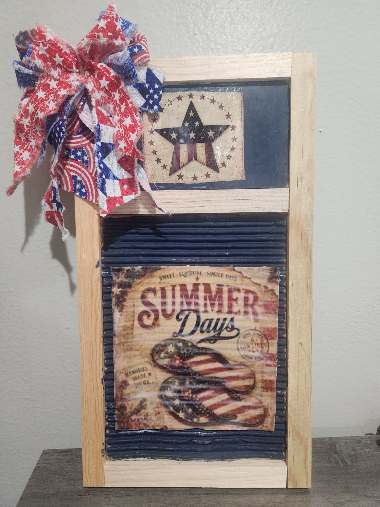 Cute Vintage Faux Washboard